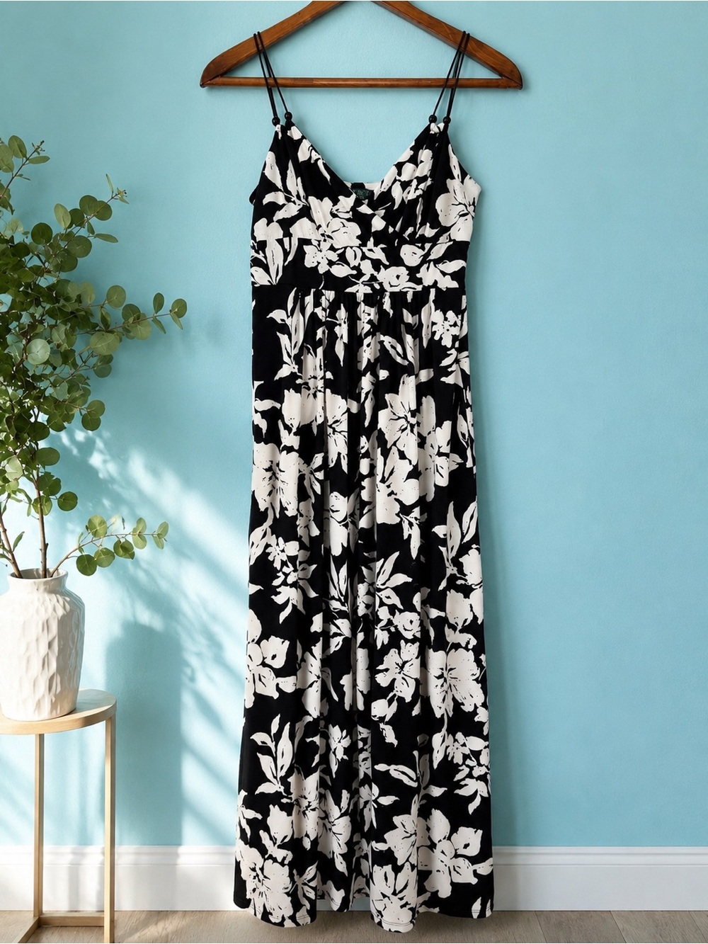Lauren Ralph Lauren Black & White Floral Maxi Dress Size 8 Sleeveless Stretch